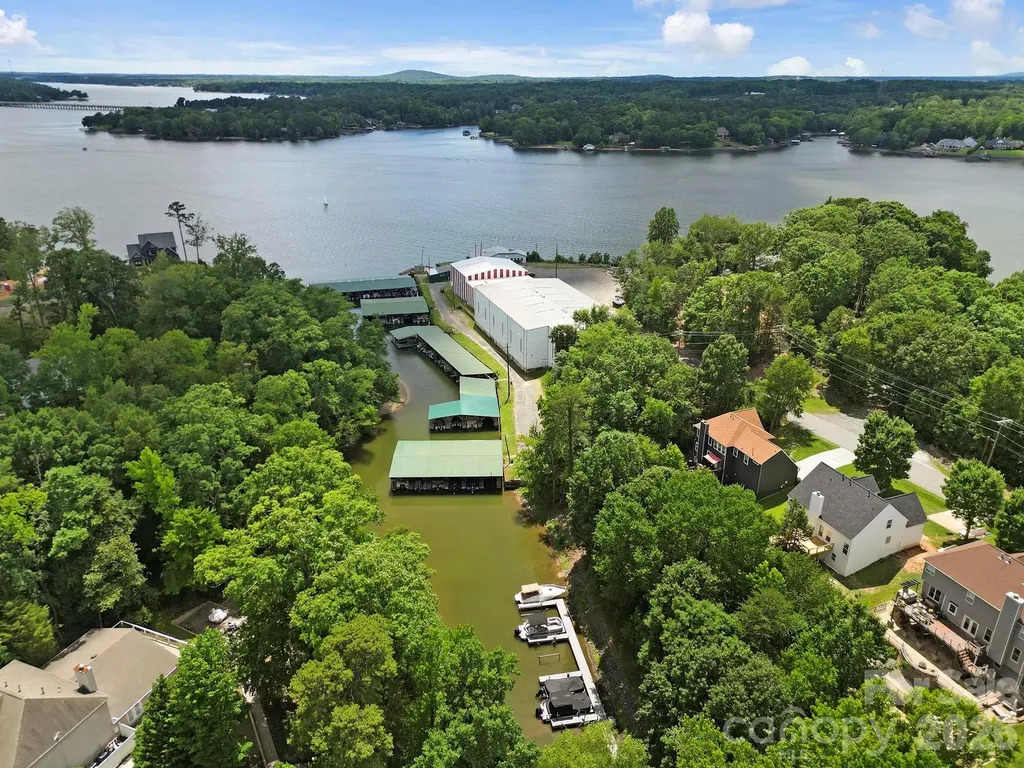 14338 Crown Harbor Drive Charlotte NC 28278