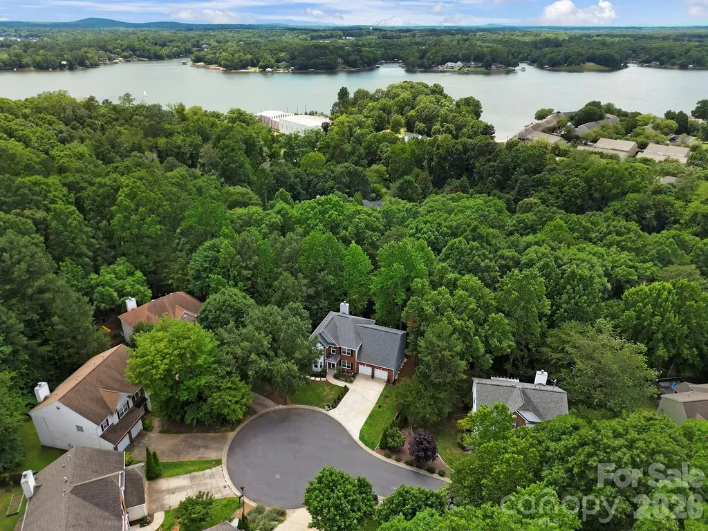 14338 Crown Harbor Drive Charlotte NC 28278