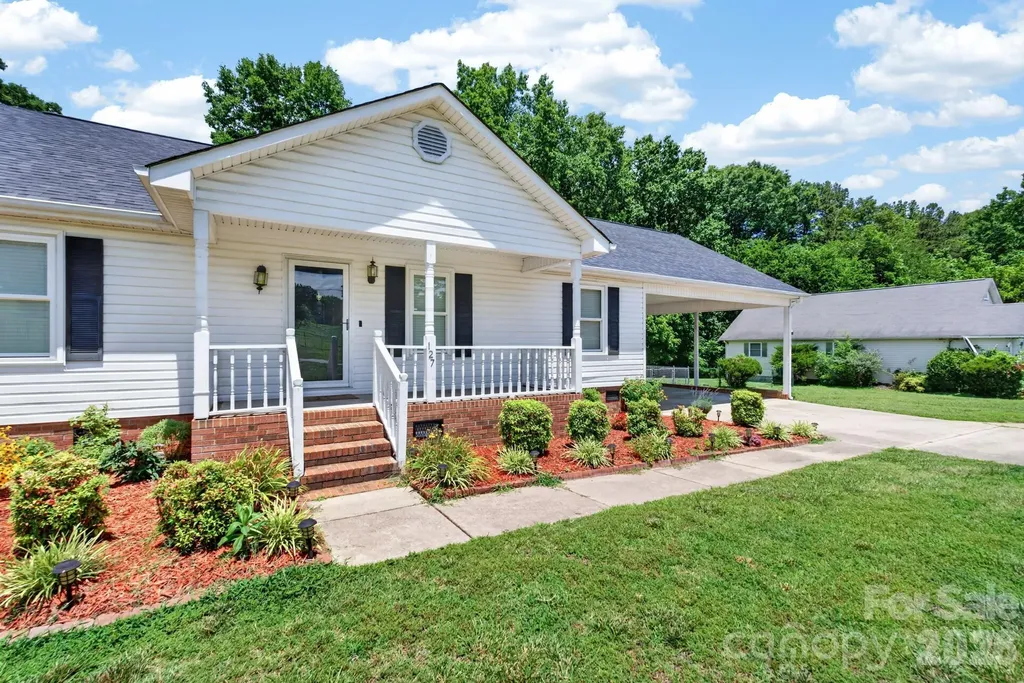 127 Old Airport Road Concord NC 28025