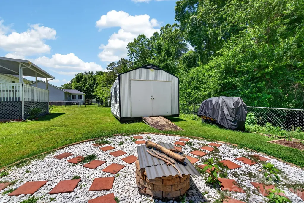 127 Old Airport Road Concord NC 28025