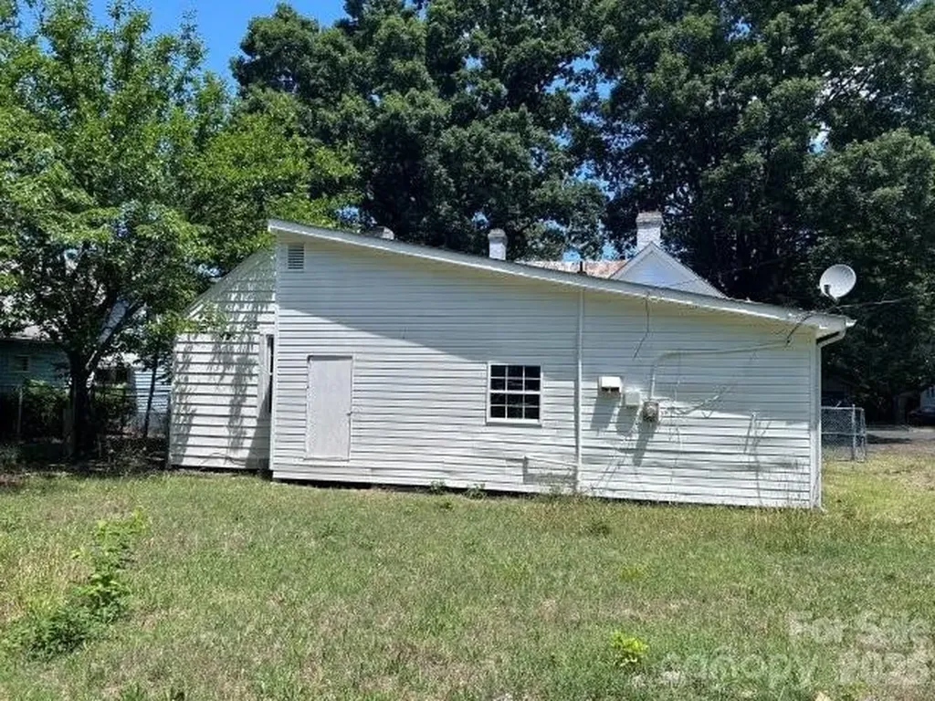 603 Thomas Street Reidsville NC 27320