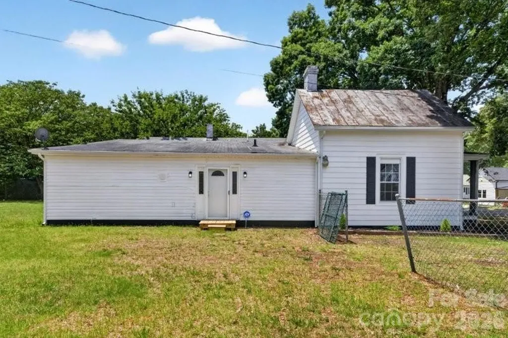 603 Thomas Street Reidsville NC 27320