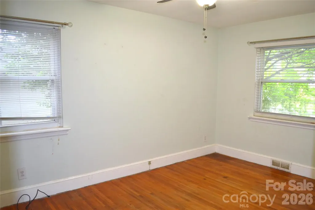 827 Mohigan Street Charlotte NC 28205