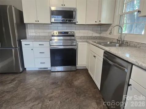 127 Northview Dorsey Street Rutherfordton NC 28139