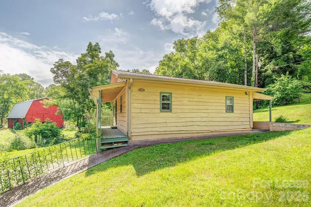 162 Upper Brush Creek Road Fletcher NC 28732