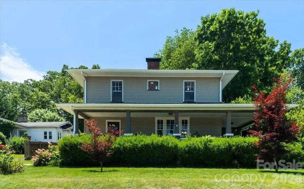 203 Pennsylvania Avenue Canton NC 28716