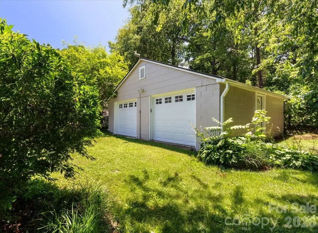 203 Pennsylvania Avenue Canton NC 28716