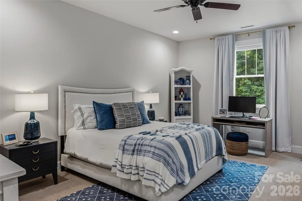 25 E Williams Meadow Court Hendersonville NC 28739