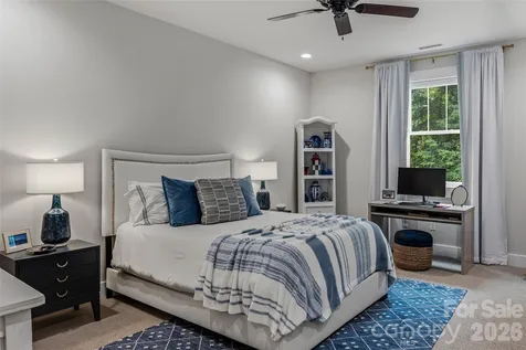 25 E Williams Meadow Court Hendersonville NC 28739