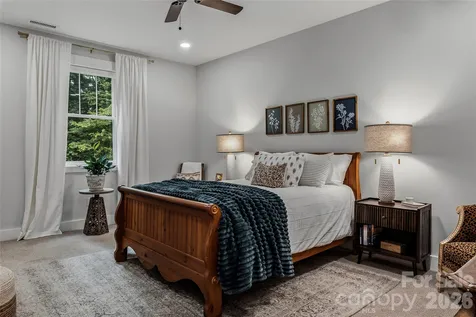 25 E Williams Meadow Court Hendersonville NC 28739