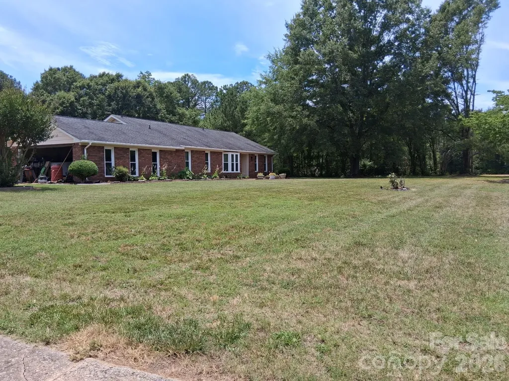 1415 Old Us 221a Highway Mooresboro NC 28114