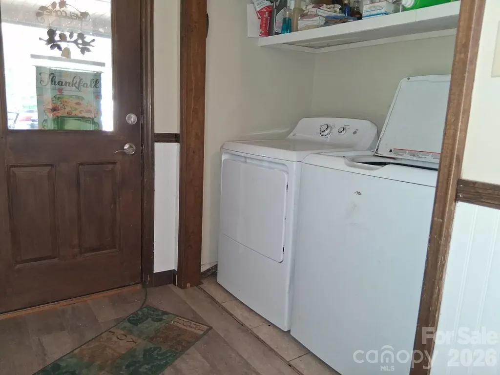 1415 Old Us 221a Highway Mooresboro NC 28114
