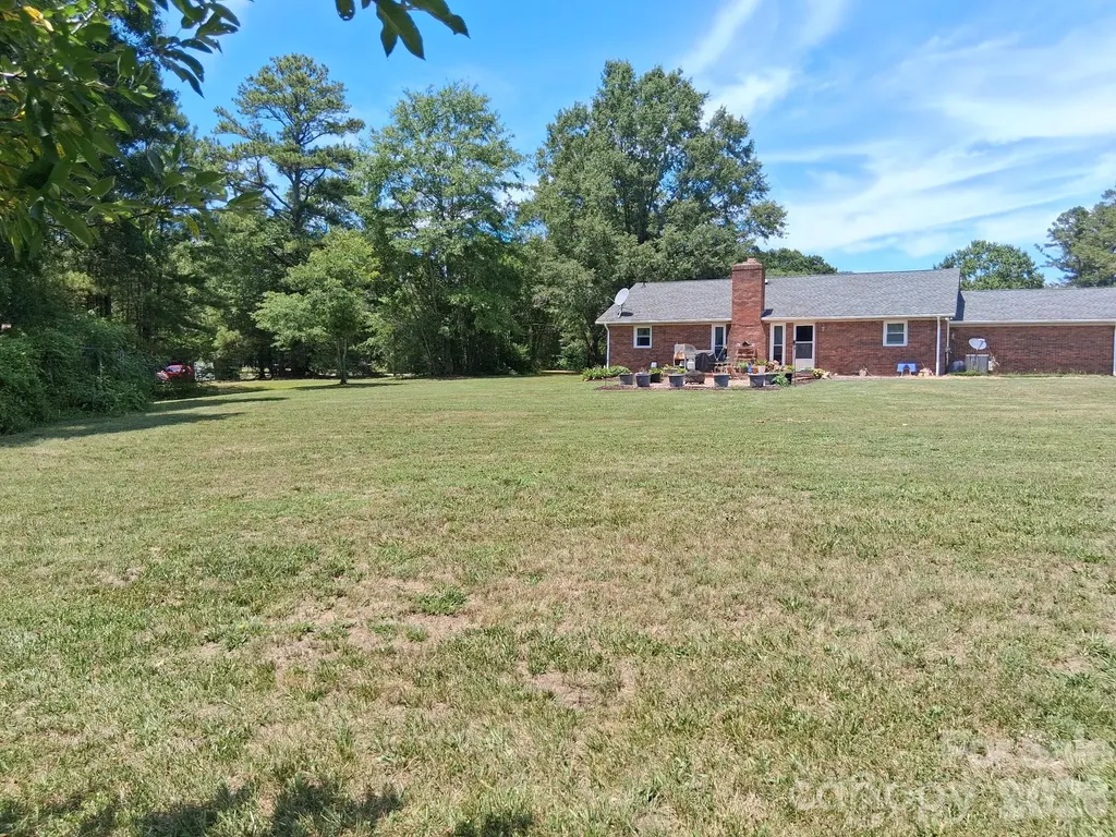 1415 Old Us 221a Highway Mooresboro NC 28114