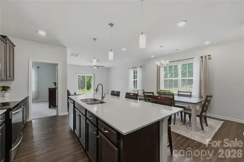 220 Eden Avenue Mooresville NC 28115