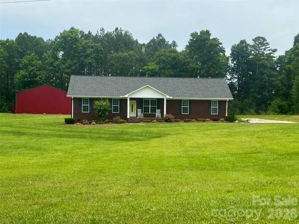 1962 Robin Drive Lancaster SC 29720