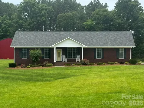 1962 Robin Drive Lancaster SC 29720