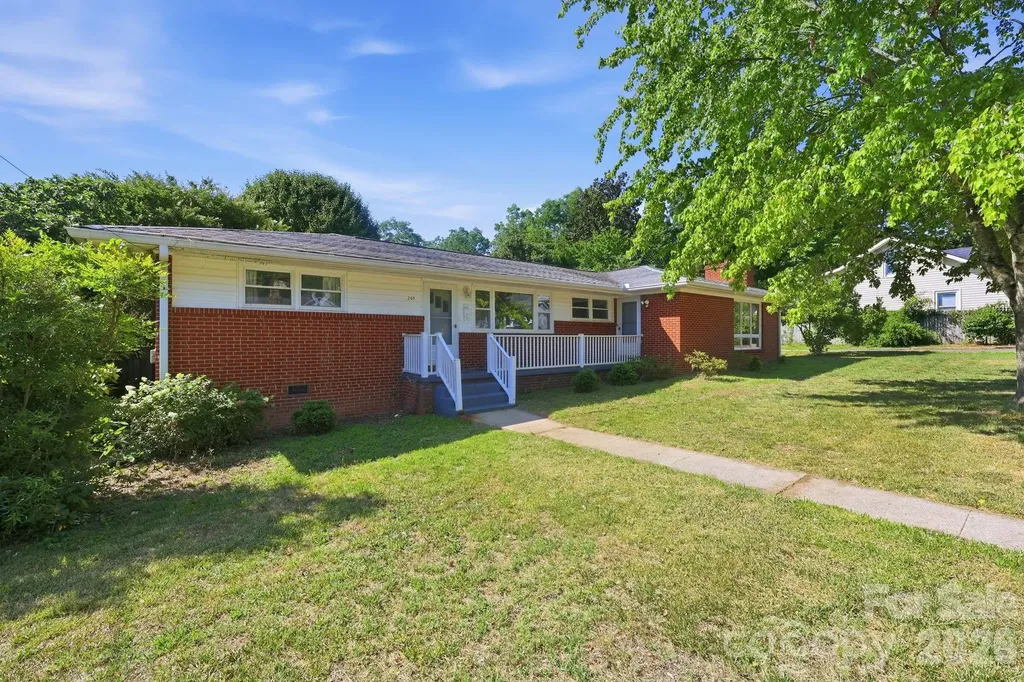 209 Lloyd Street Salisbury NC 28144