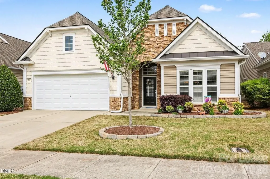 904 Peltier Dr Cary, Nc Drive Cary NC 27519