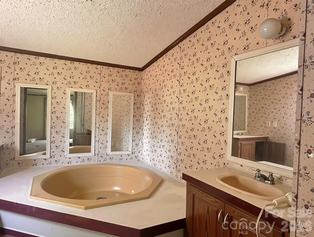 5784 Daybrook Court Stanley NC 28164