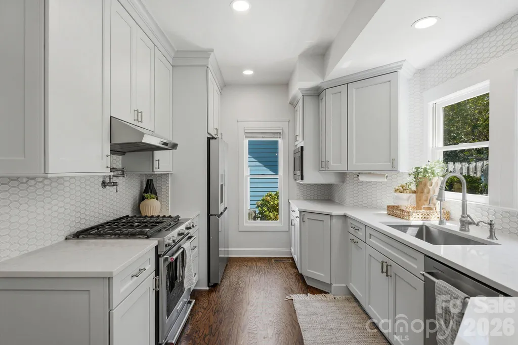2009 Victorian Place Charlotte NC 28203