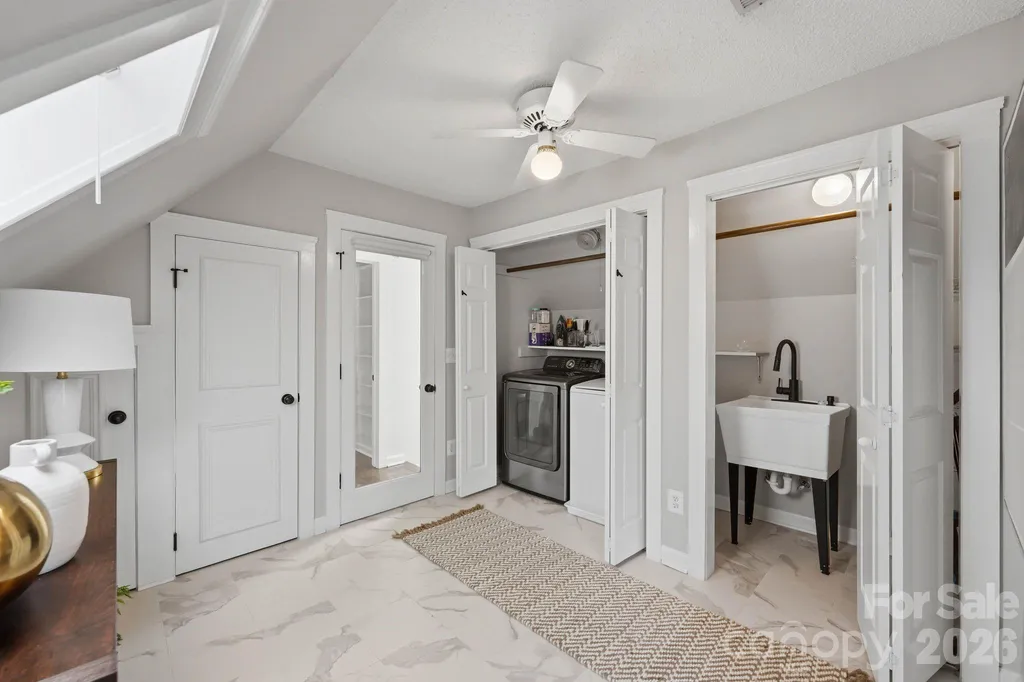 2009 Victorian Place Charlotte NC 28203