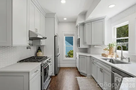 2009 Victorian Place Charlotte NC 28203