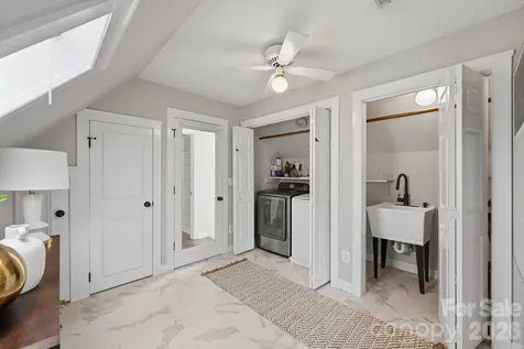 2009 Victorian Place Charlotte NC 28203