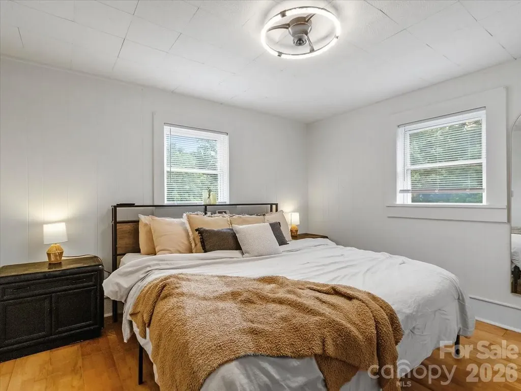 352 Jakes Branch Road Spruce Pine NC 28777