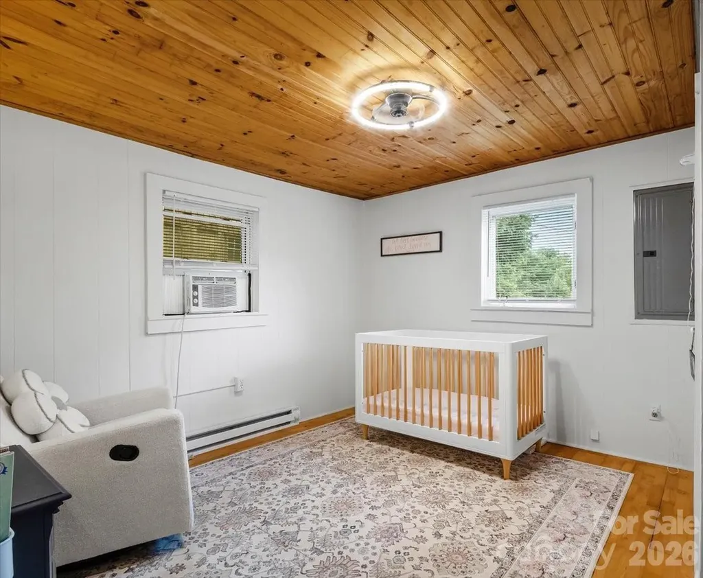 352 Jakes Branch Road Spruce Pine NC 28777