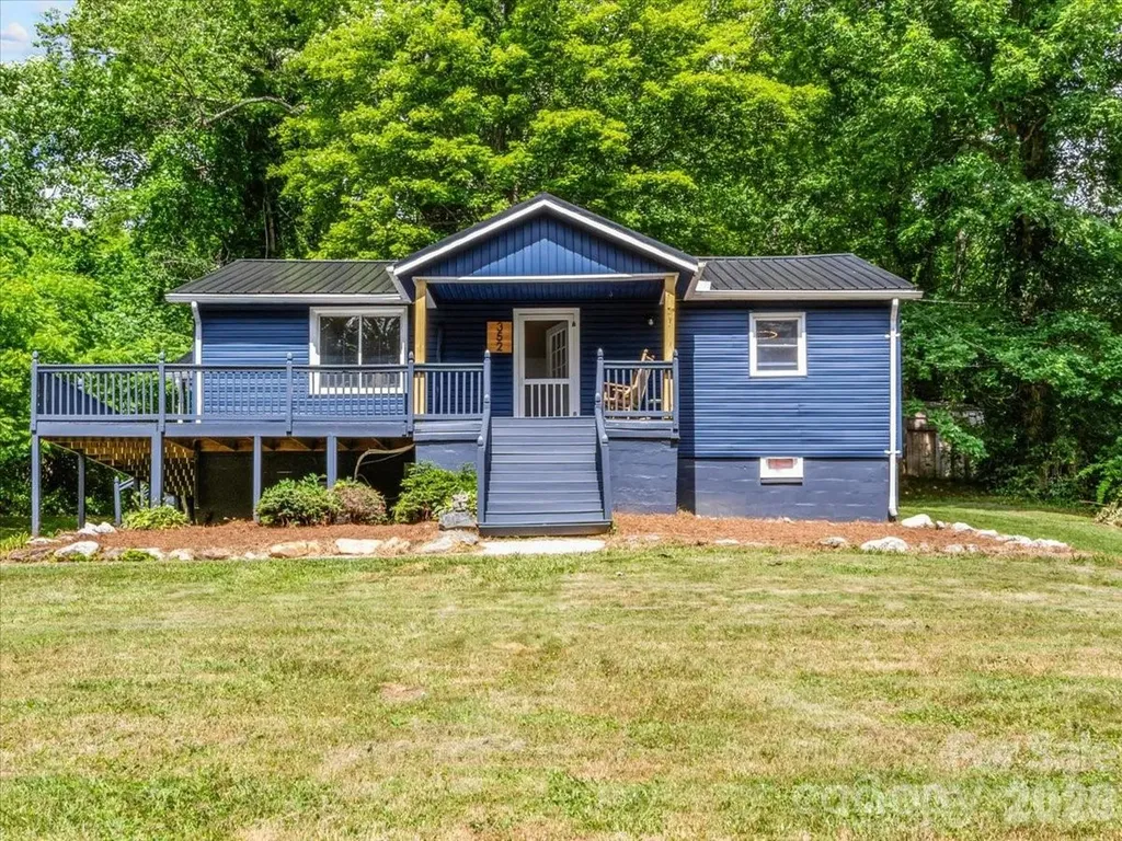352 Jakes Branch Road Spruce Pine NC 28777