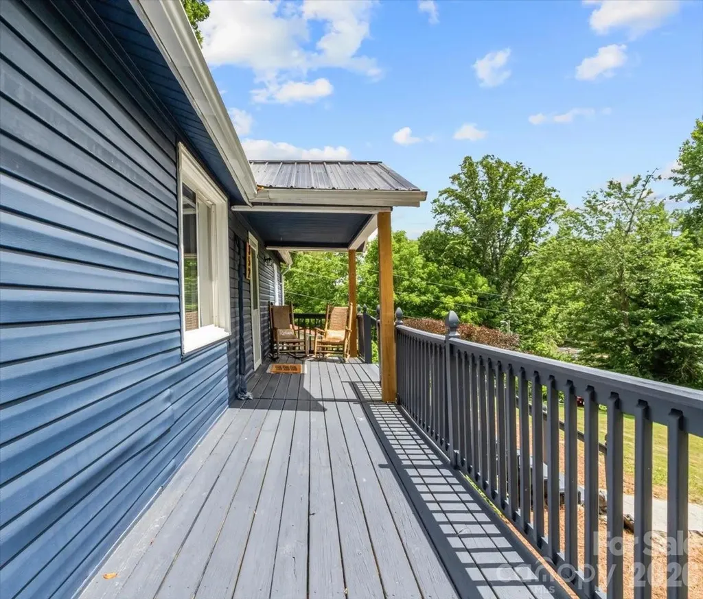 352 Jakes Branch Road Spruce Pine NC 28777