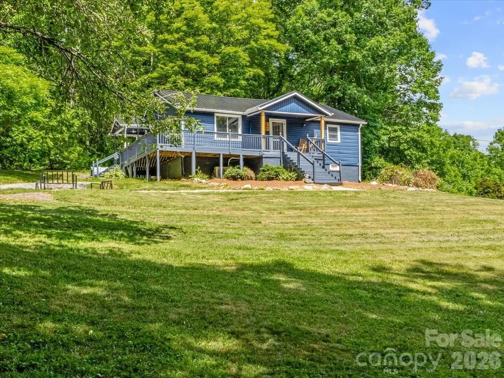 352 Jakes Branch Road Spruce Pine NC 28777