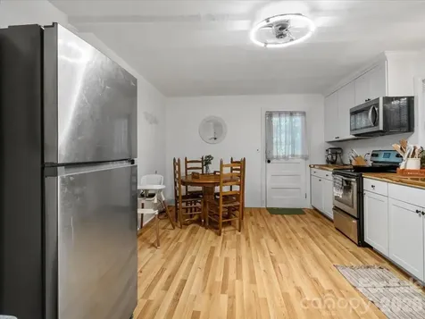 352 Jakes Branch Road Spruce Pine NC 28777
