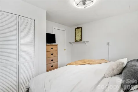 352 Jakes Branch Road Spruce Pine NC 28777