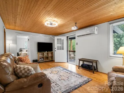 352 Jakes Branch Road Spruce Pine NC 28777