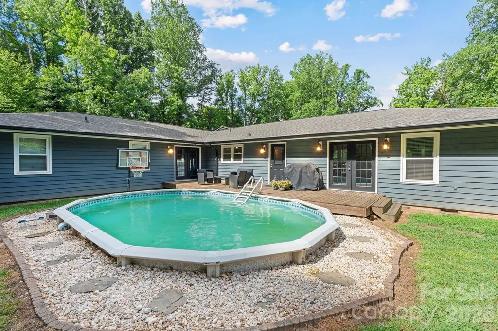 2913 Old Stage Road Gastonia NC 28052