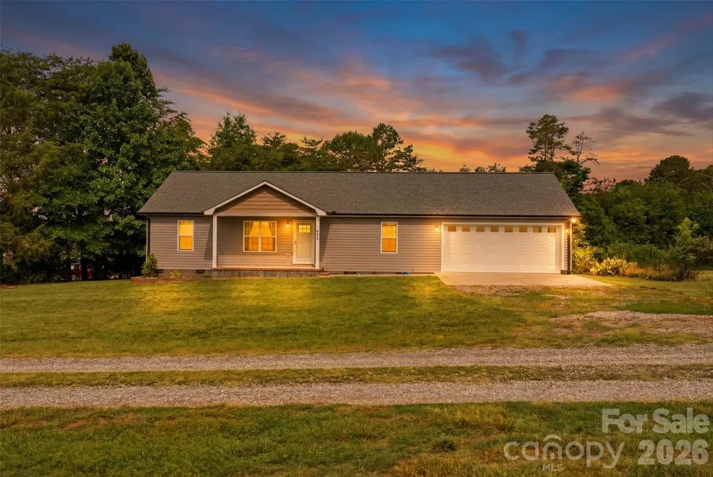 127 Quiet Acres Trail Harmony NC 28634
