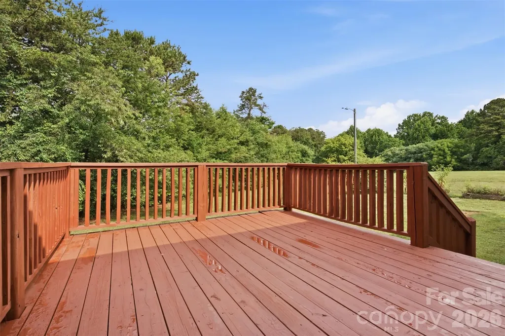 127 Quiet Acres Trail Harmony NC 28634