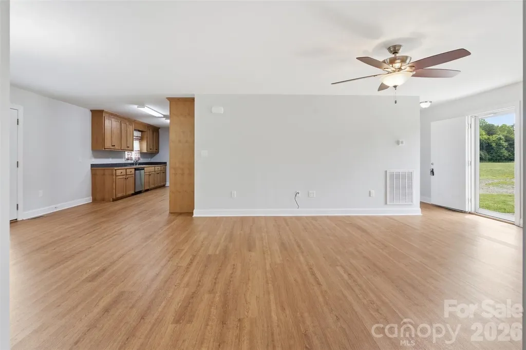127 Quiet Acres Trail Harmony NC 28634
