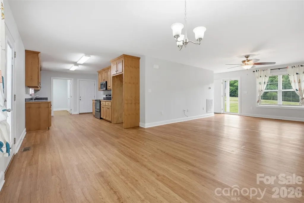 127 Quiet Acres Trail Harmony NC 28634