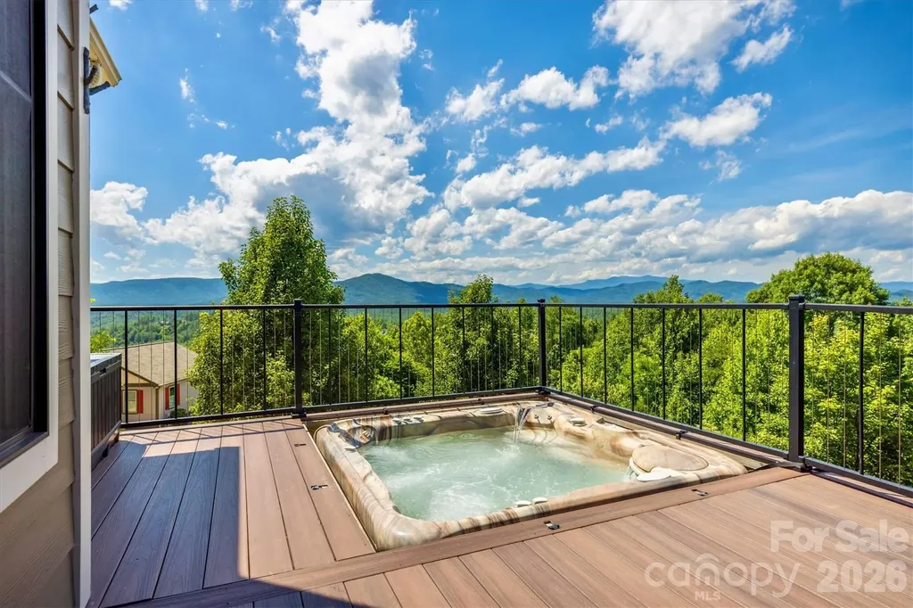 1167 Johns Ridge Parkway Lenoir NC 28645