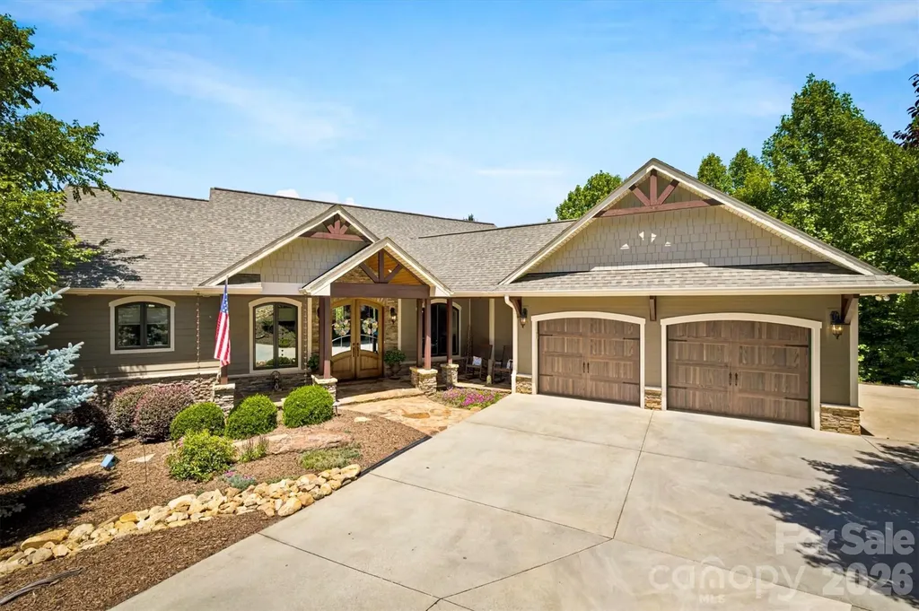 1167 Johns Ridge Parkway Lenoir NC 28645