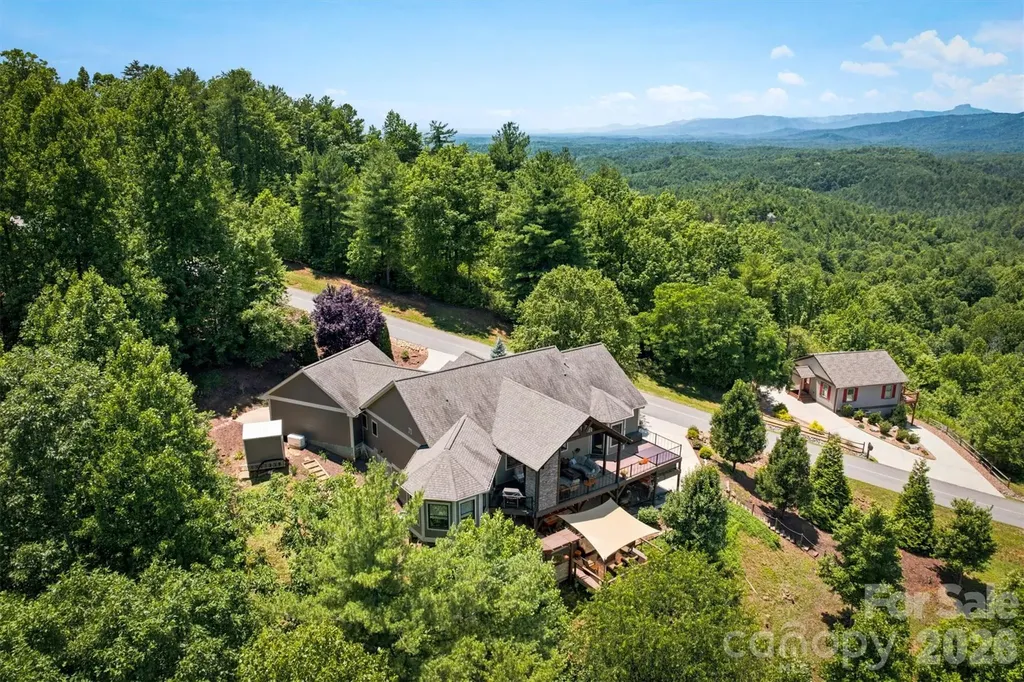 1167 Johns Ridge Parkway Lenoir NC 28645