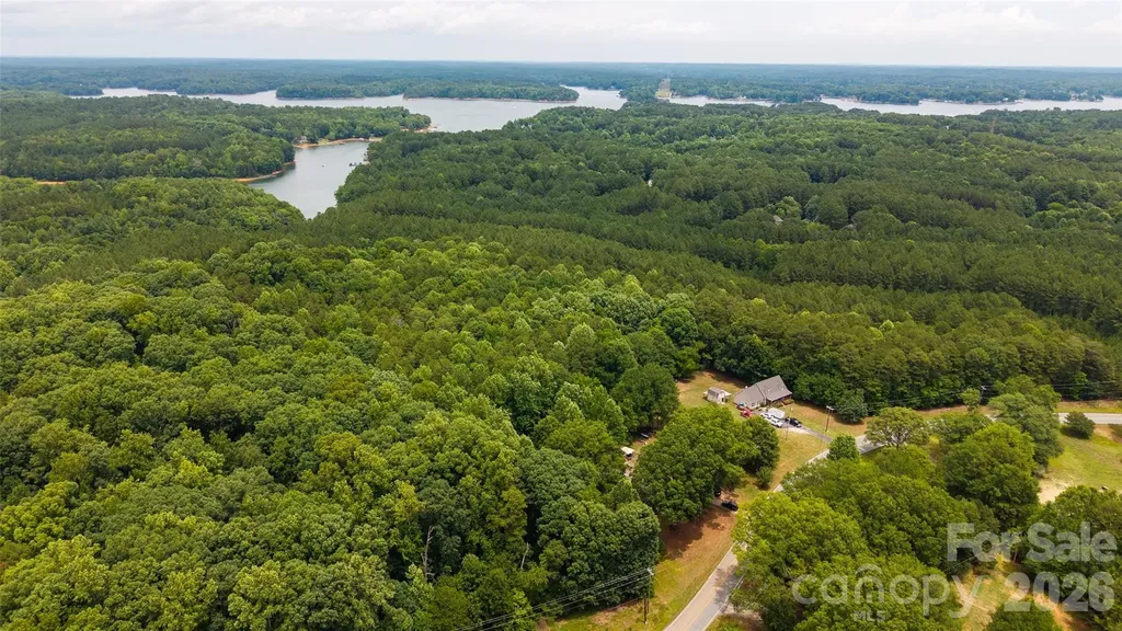 8628 Island Point Road Sherrills Ford NC 28673