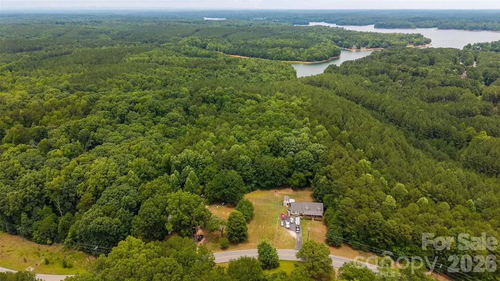 8628 Island Point Road Sherrills Ford NC 28673