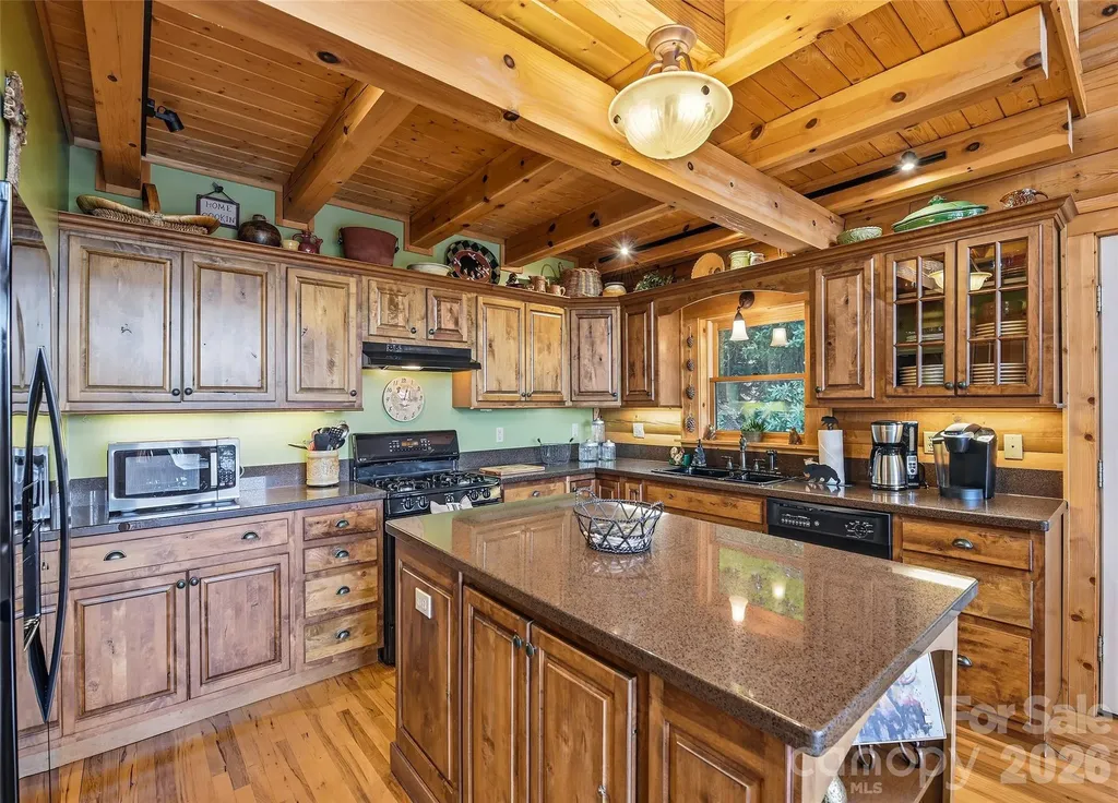 207 Walela Trail Maggie Valley NC 28751