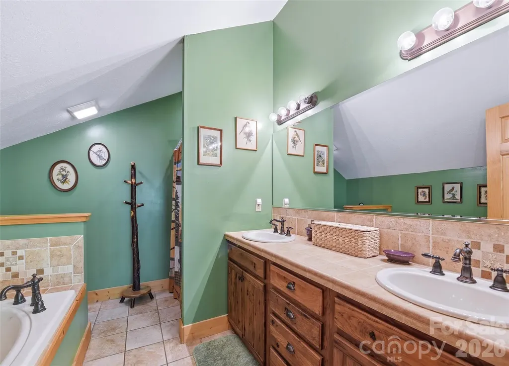 207 Walela Trail Maggie Valley NC 28751