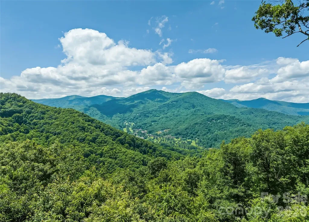 207 Walela Trail Maggie Valley NC 28751