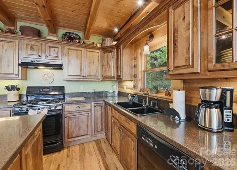 207 Walela Trail Maggie Valley NC 28751