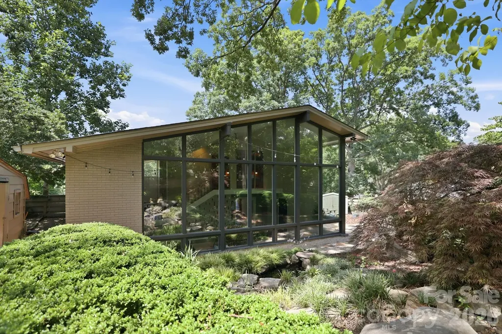 4027 Glenfall Avenue Charlotte NC 28210